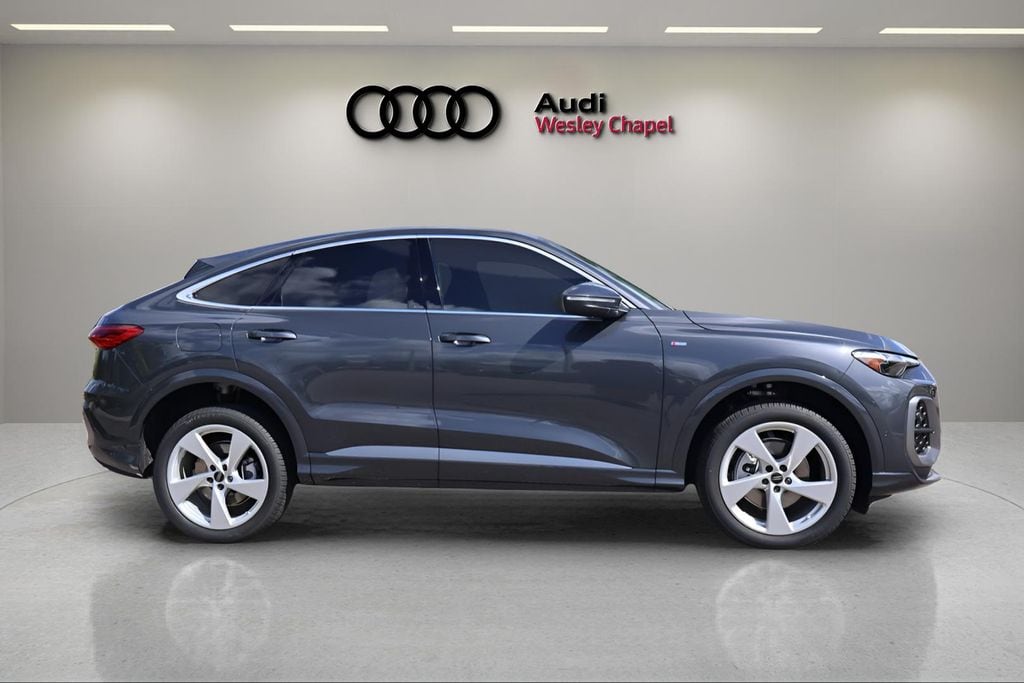 2025 Audi Q5 Sportback Premium Plus - Photo 6