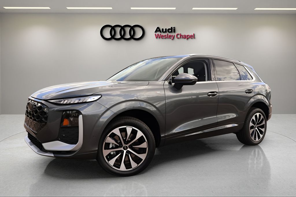 2026 Audi Q3 S line quattro's photo