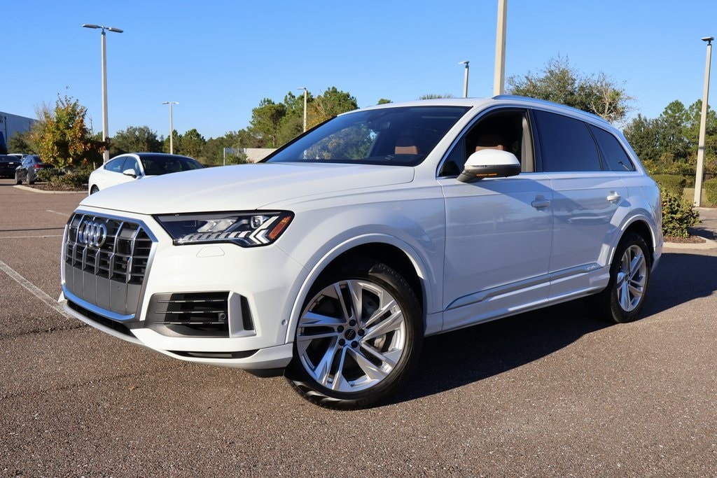 2024 Audi Q7 Premium Plus's photo