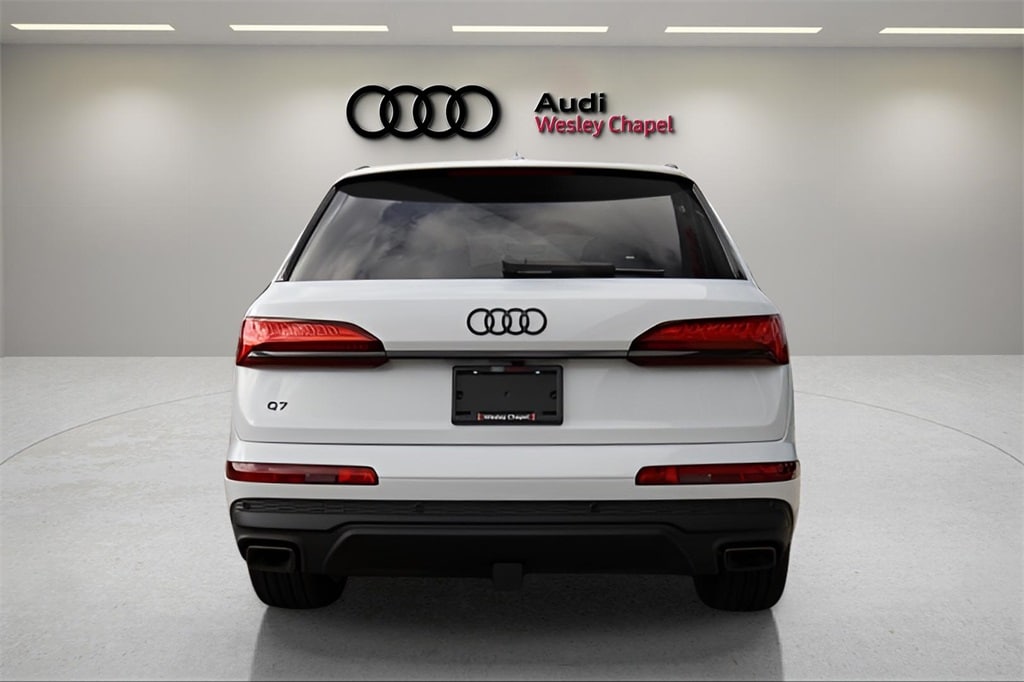 New 2025 Audi Q7 55 Premium Plus SUV