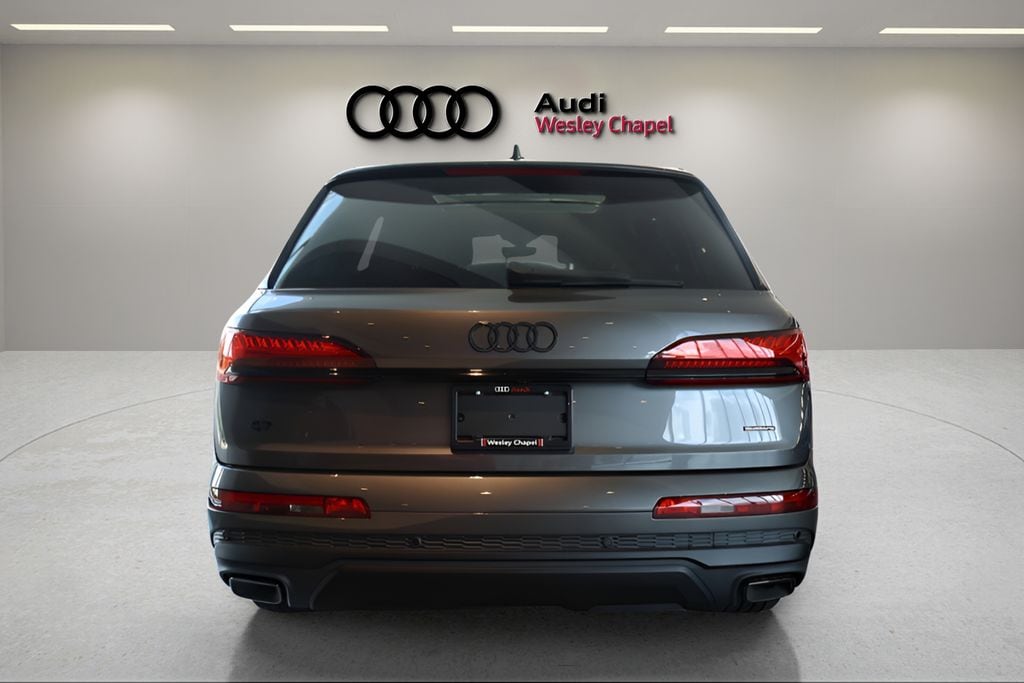 New 2026 Audi Q7 55 Premium SUV