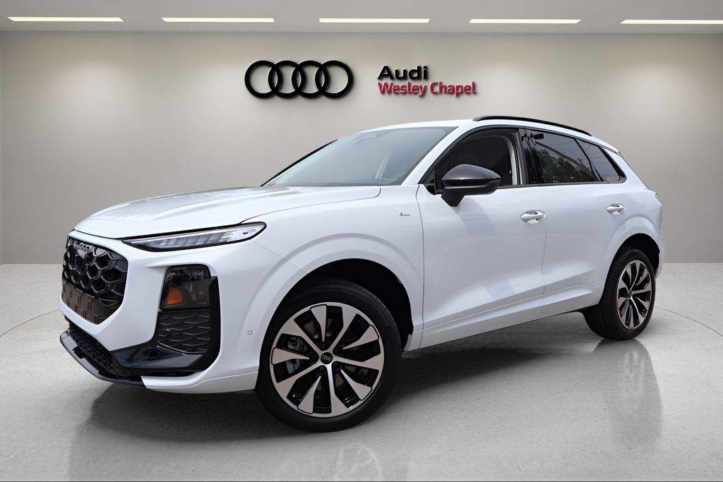 2026 Audi Q3 S line quattro's photo