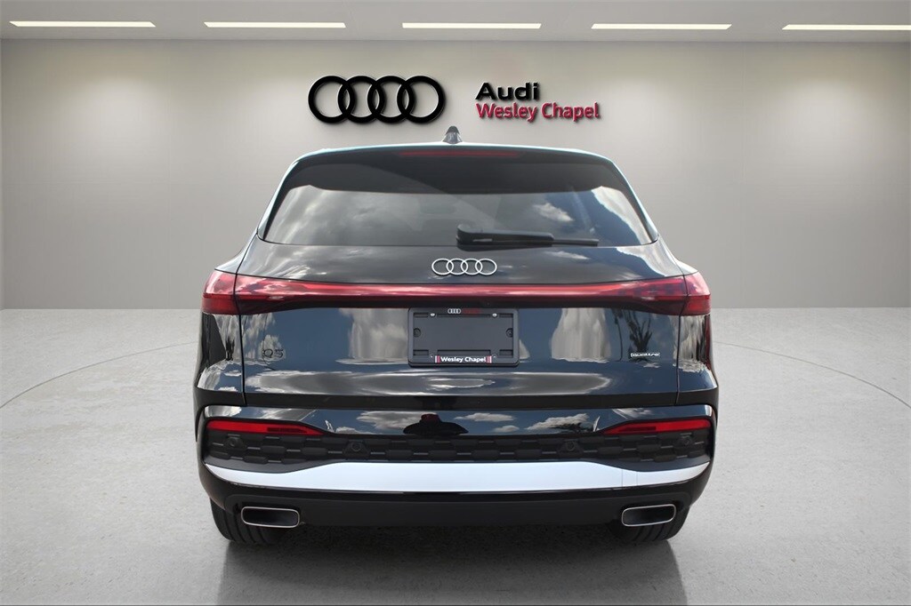 2025 Audi Q5 2.0T Premium Plus photo 3