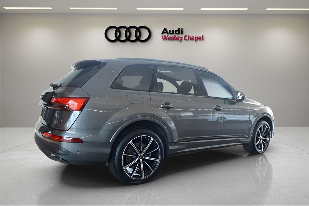 New 2026 Audi Q7 55 Premium SUV