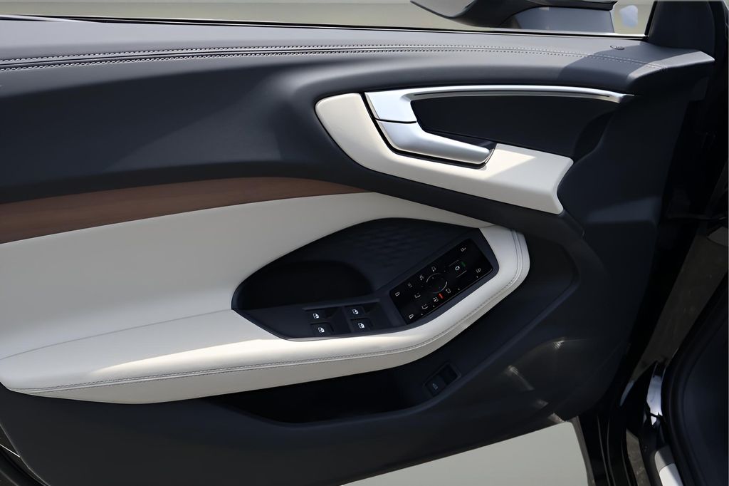 2025 Audi A5 Premium - Photo 10