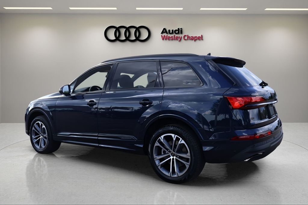 New 2026 Audi Q7 45 Premium Plus SUV