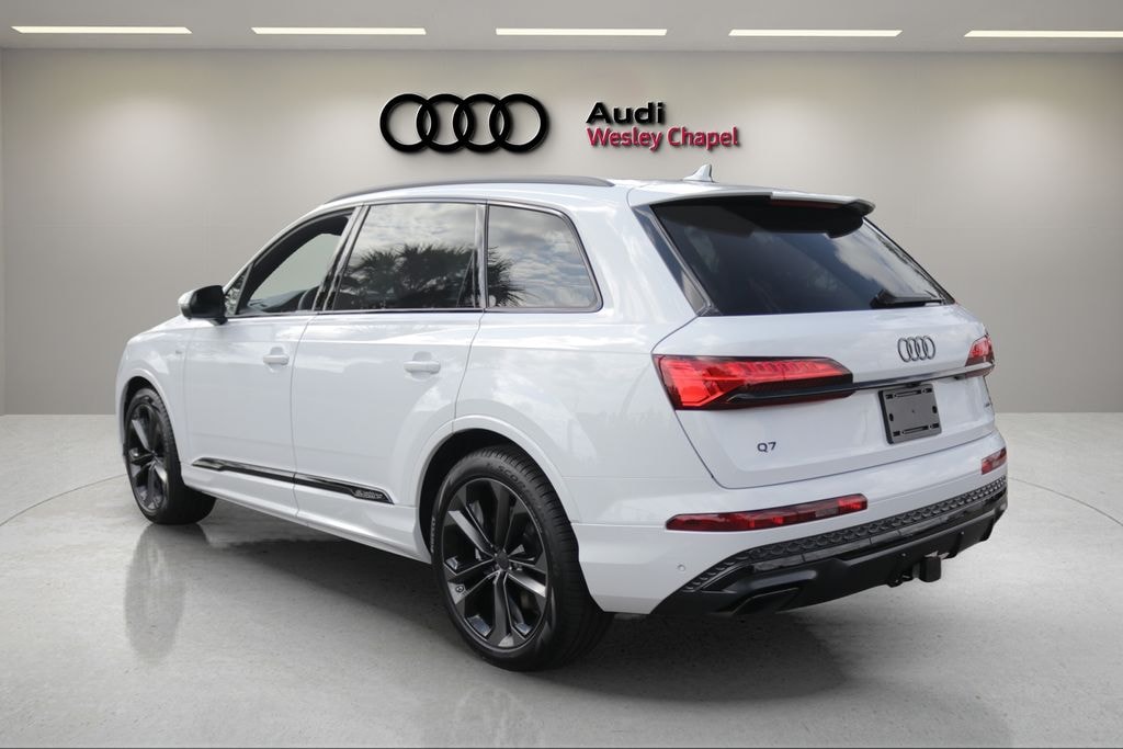 New 2026 Audi Q7 55 Premium SUV