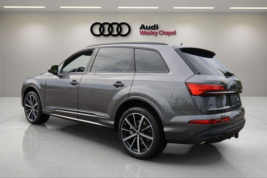 New 2026 Audi Q7 45 Premium Plus SUV