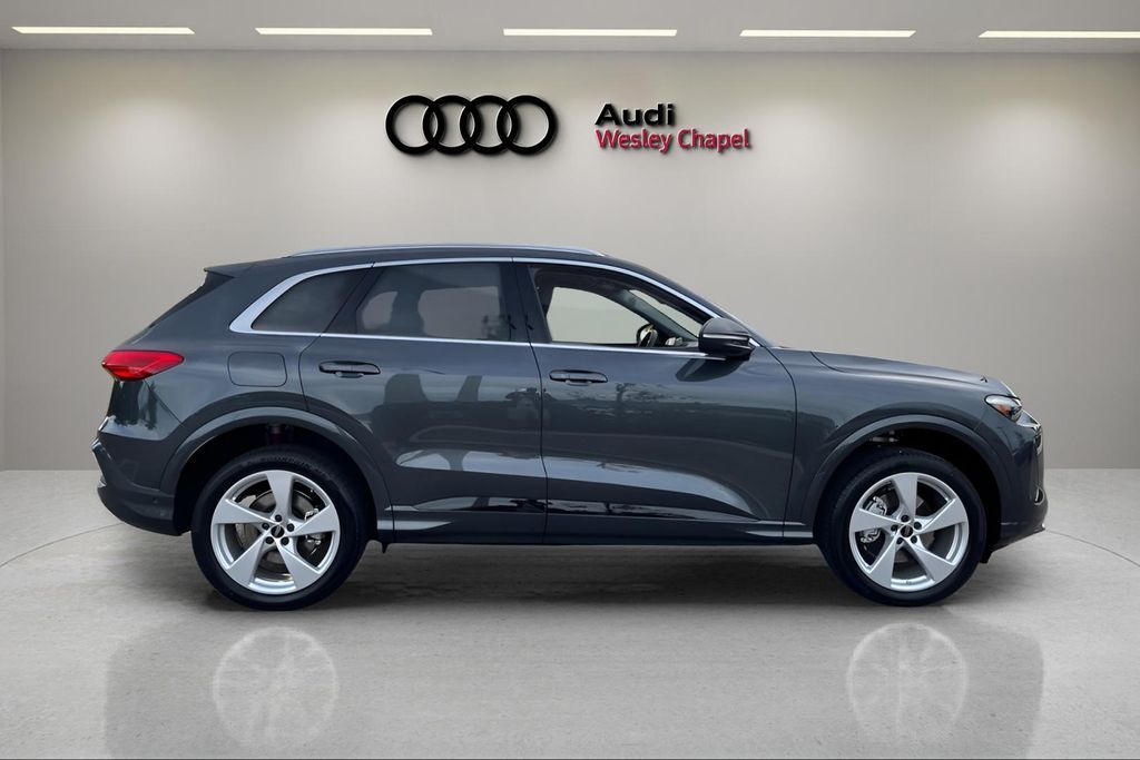 2025 Audi Q5 Premium Plus - Photo 6