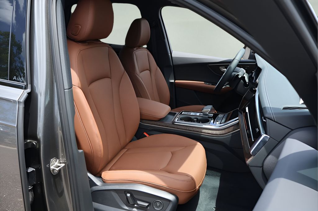 2026 Audi Q7 Premium Plus - Photo 17