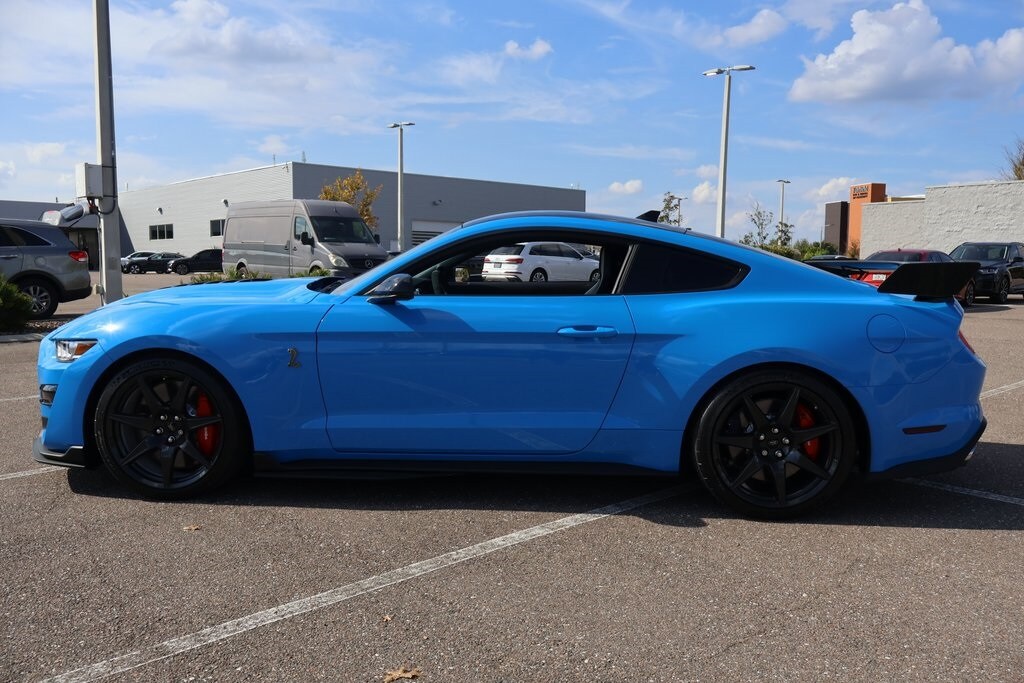 2022 Ford Mustang Shelby GT500 photo 2
