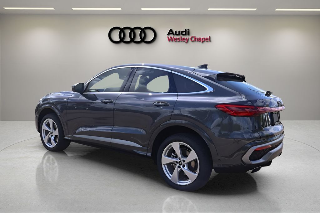 2025 Audi Q5 Sportback Premium Plus - Photo 3
