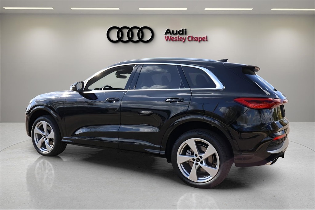 New 2025 Audi Q5 2.0T Premium Plus SUV