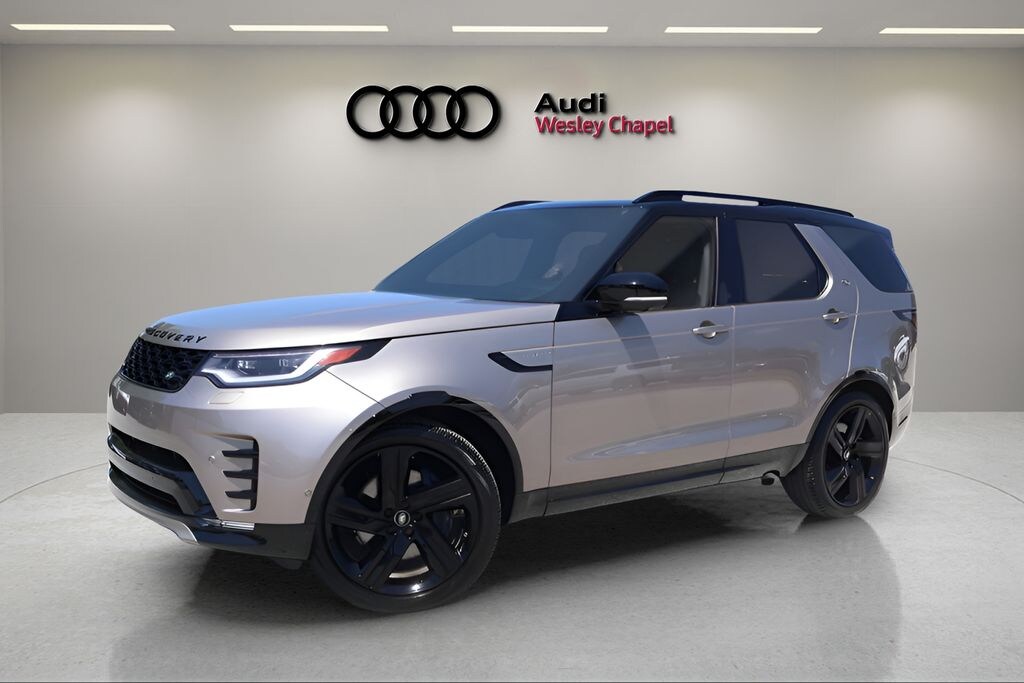Used 2025 Land Rover Discovery Dynamic SE SUV