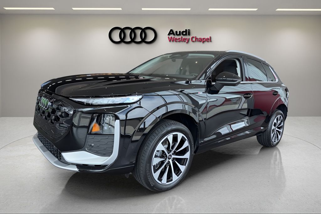 2026 Audi Q3 S line quattro's photo