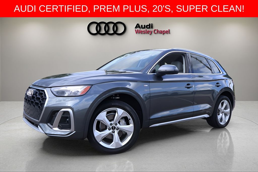 2023 Audi Q5 45 Premium Plus's photo