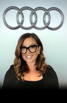 Staff member Isa King from 956fd460a706