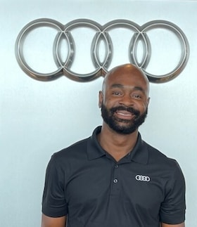 Staff member Antoine Borgella from 8cda1e23ff37