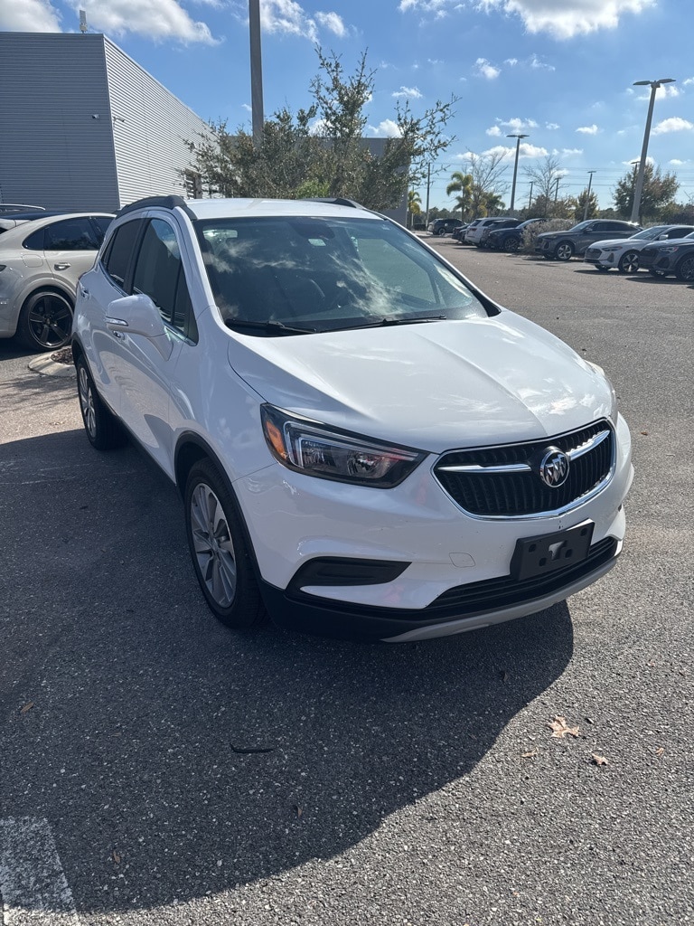 2018 Buick Encore Preferred's photo