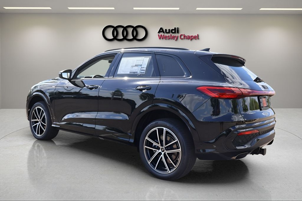 New 2026 Audi Q5 2.0T Premium Plus SUV