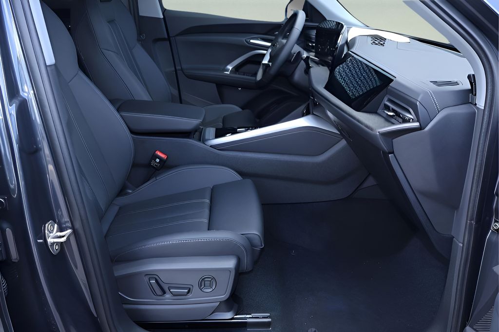 2025 Audi Q5 Sportback Premium Plus - Photo 17