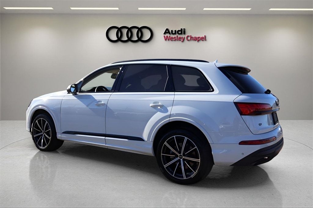 Used 2025 Audi Q7 45 Premium Plus SUV