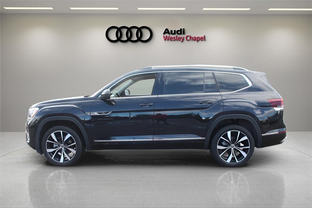 Used 2024 Volkswagen Atlas 2.0T SEL Premium R-Line SUV