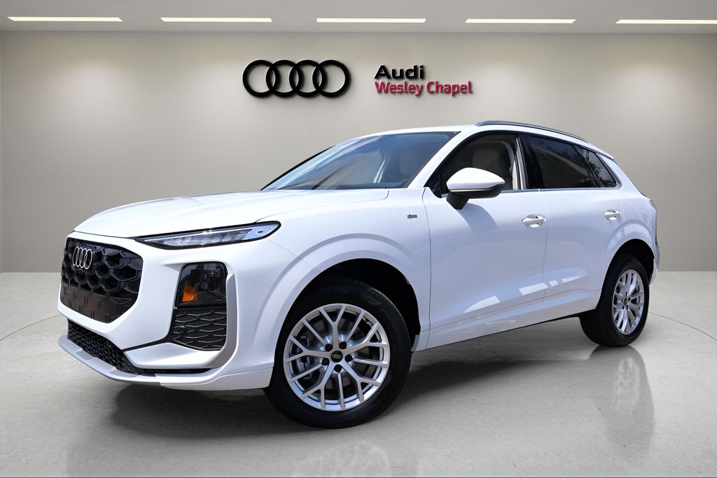 2026 Audi Q3 S line quattro's photo