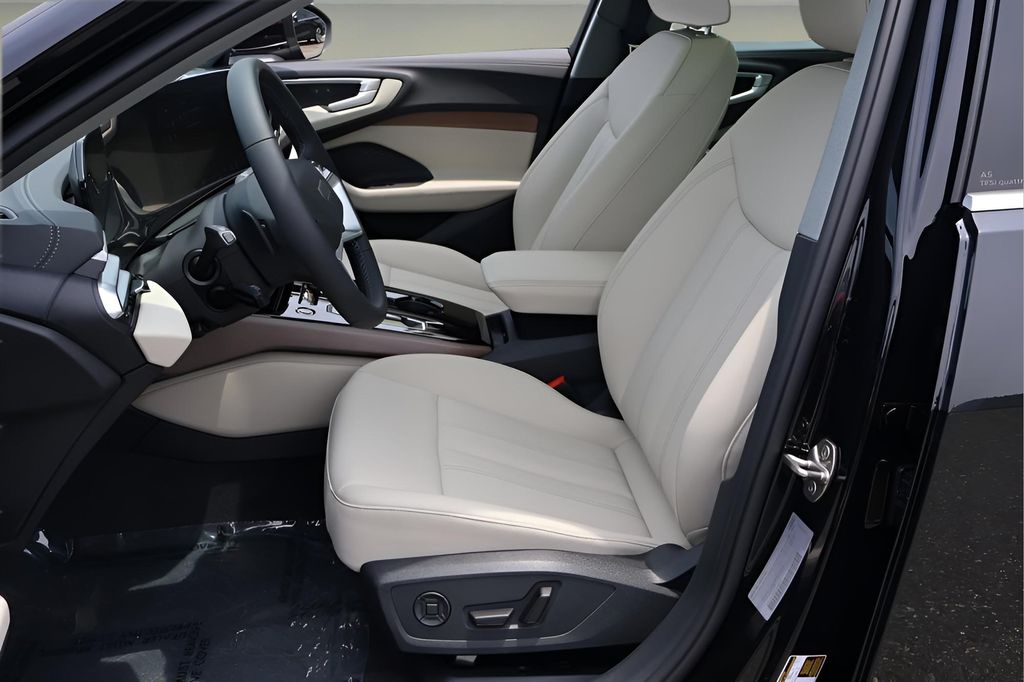 2025 Audi A5 Premium - Photo 12