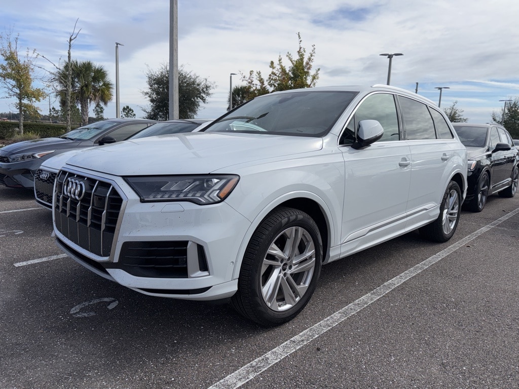 2024 Audi Q7 Premium Plus's photo