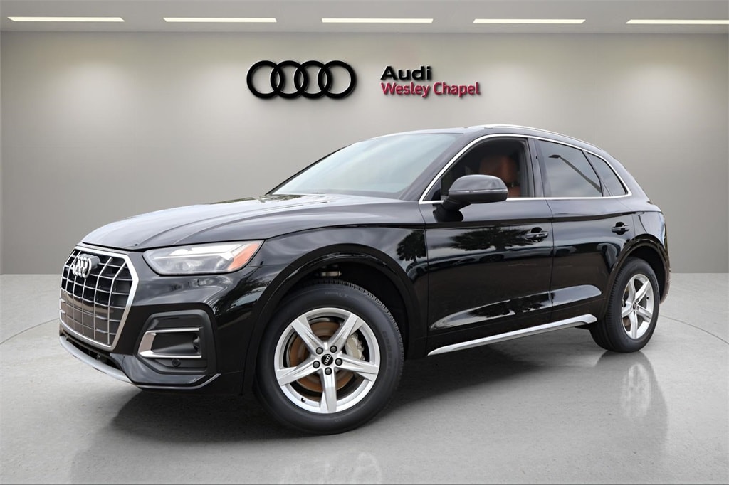 2022 Audi Q5 Premium's photo