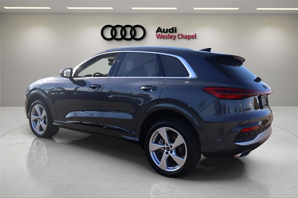 New 2025 Audi Q5 2.0T Premium Plus SUV