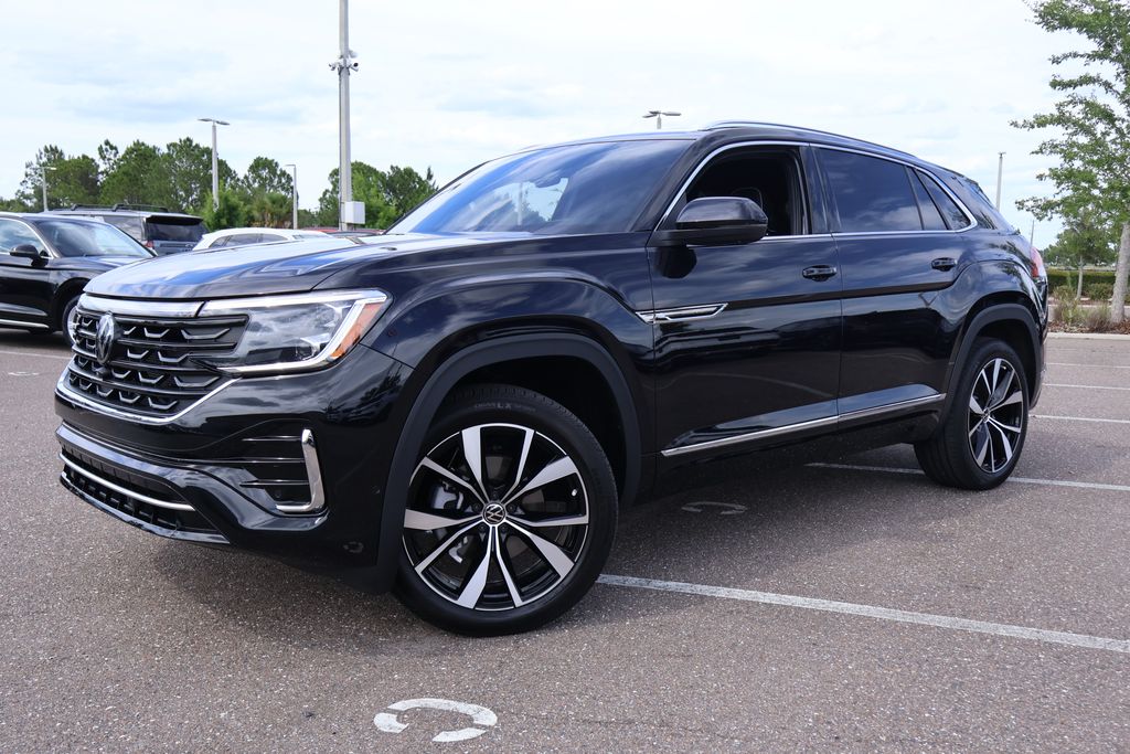 2025 Volkswagen Atlas Cross Sport 2.0T SEL Premium R-Line 4MOTION's photo