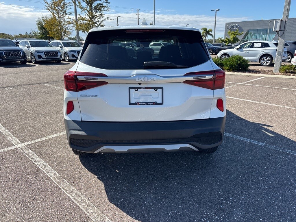 Used 2023 Kia Seltos LX SUV