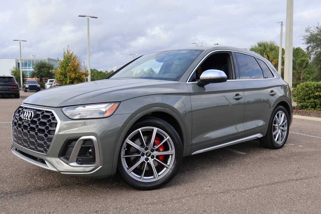 2023 Audi SQ5 Premium Plus's photo