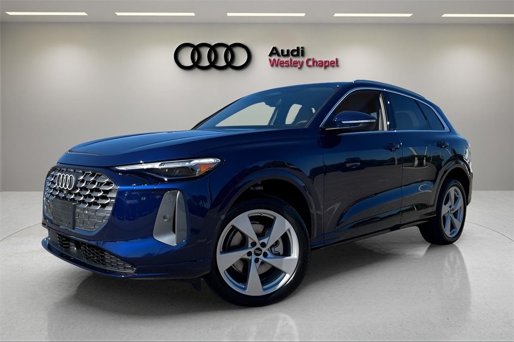 2025 Audi New Q5 Premium Plus's photo