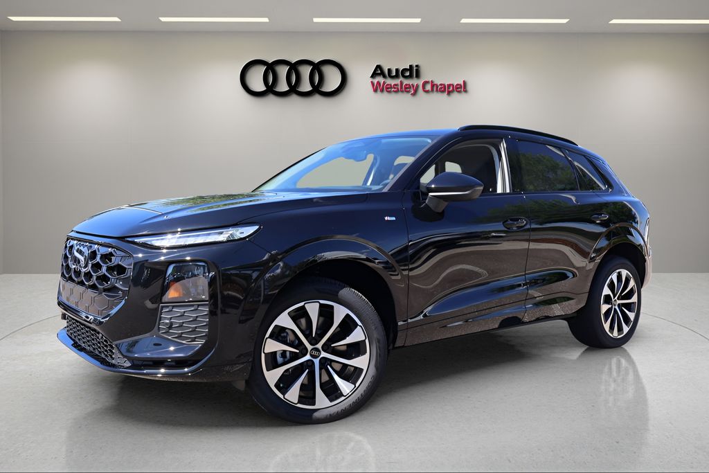 2026 Audi Q3 S line quattro's photo