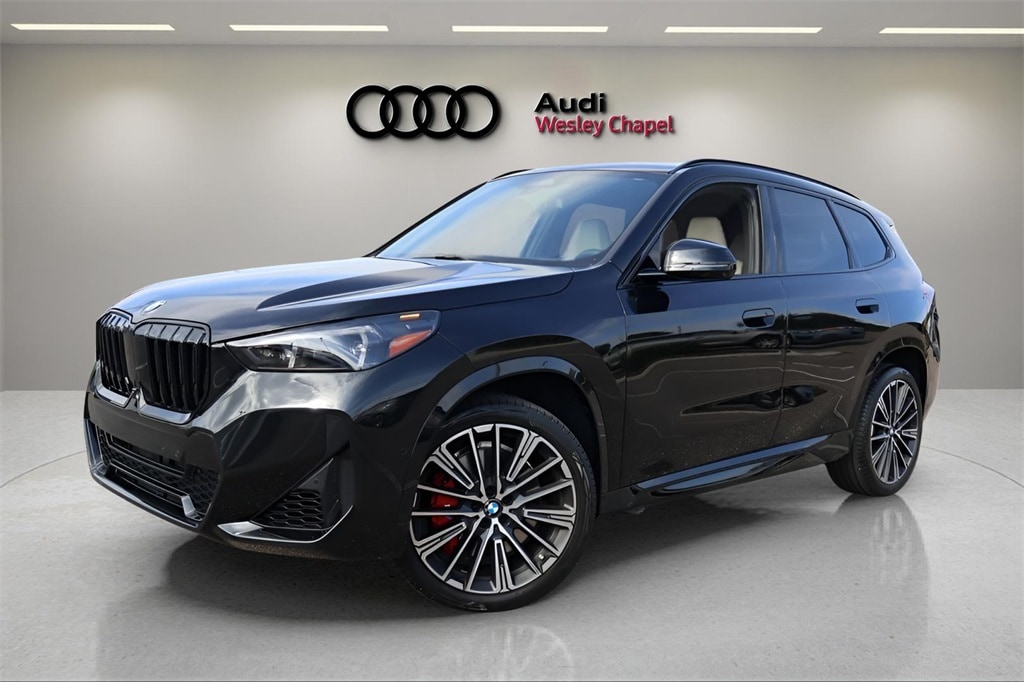 2024 BMW X1 28i's photo