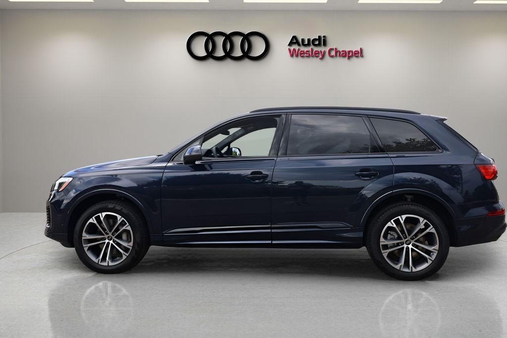New 2026 Audi Q7 45 Premium SUV