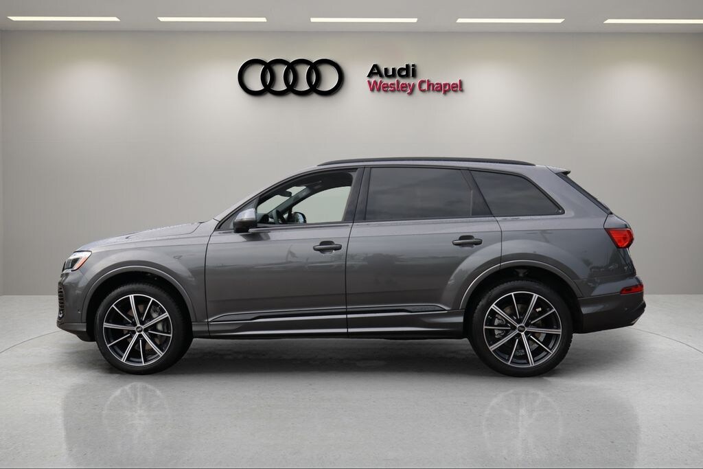 New 2026 Audi Q7 45 Premium Plus SUV