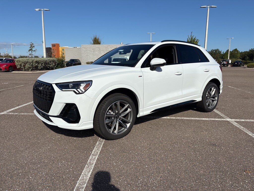 New 2025 Audi Q3 Premium SUV