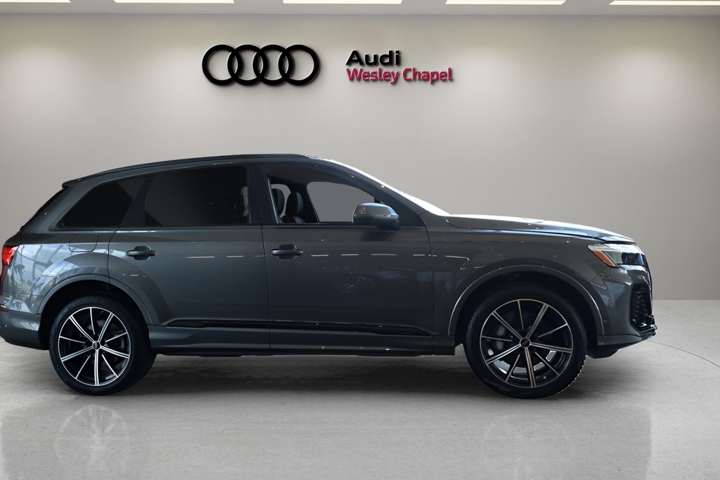 New 2026 Audi Q7 55 Premium SUV