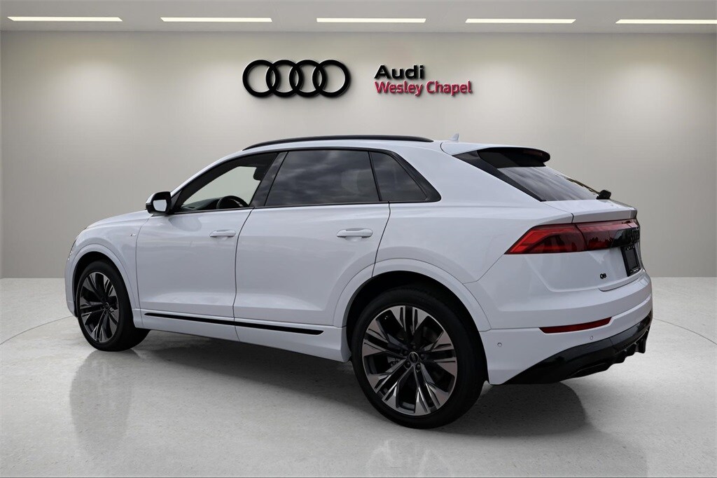 New 2026 Audi Q8 SUV