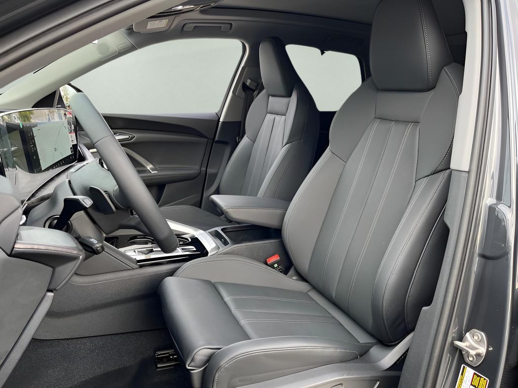2025 Audi Q5 Premium Plus - Photo 12