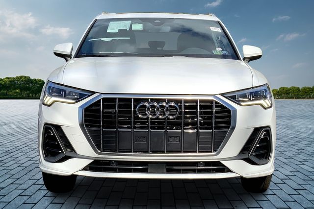 2025 Audi Q3 Premium S line photo 3