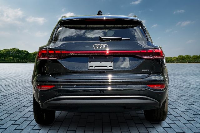 2025 Audi Q6 E-tron Premium Plus photo 4