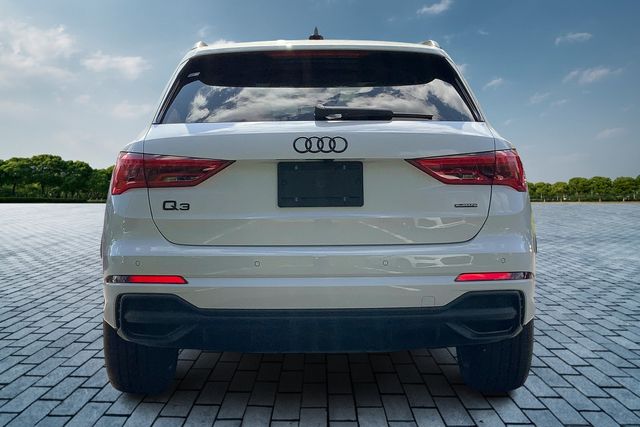 2025 Audi Q3 Premium S line photo 4