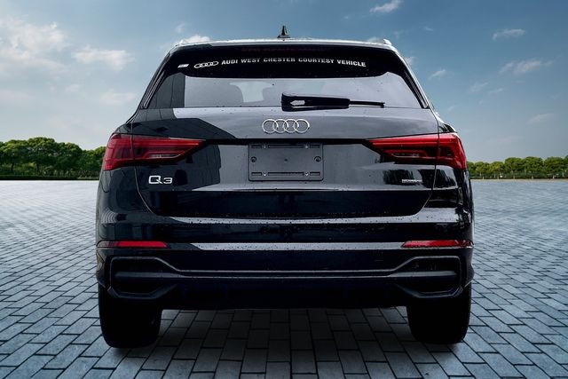 2024 Audi Q3 Premium Plus S line photo 4
