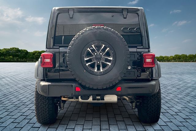 2024 Jeep Wrangler Rubicon 392 photo 4