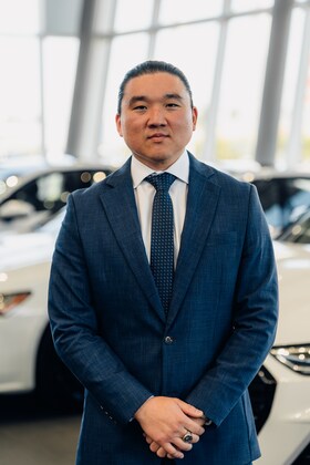 Staff member Charles Kim from ID_9bd9a3